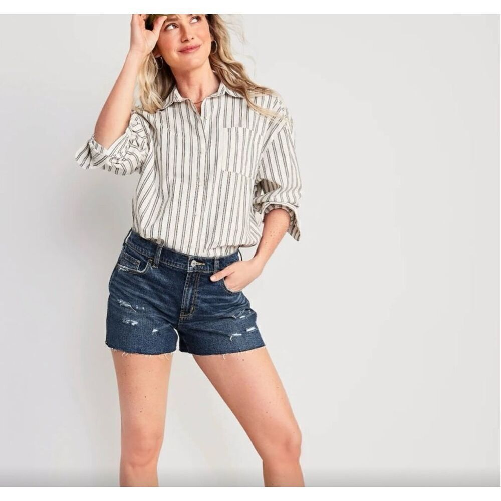 Womens Old Navy Mid Rise Boyfriend Ripped Cut Off 3” Inseam Jean Shorts - Sz 20